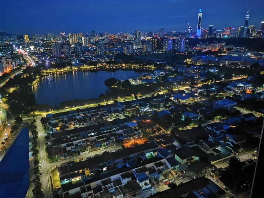M View 1+1 Pangsapuri