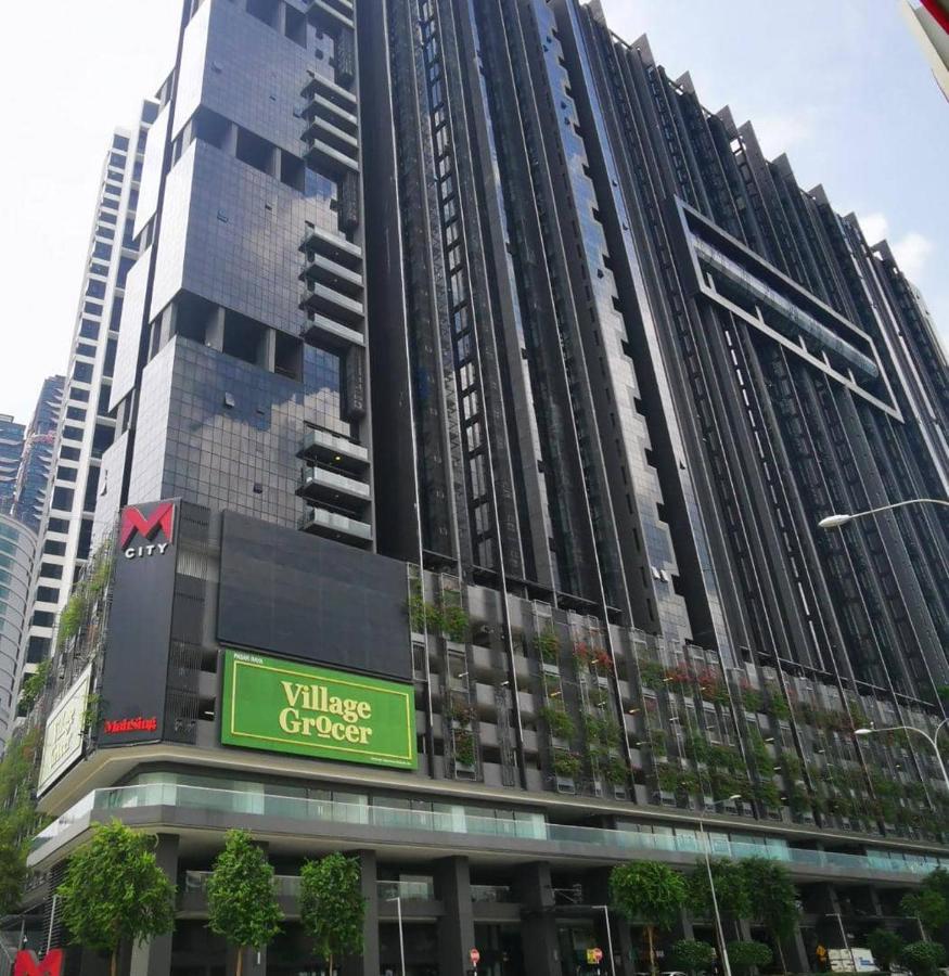 Apartemen M View 1+1 *